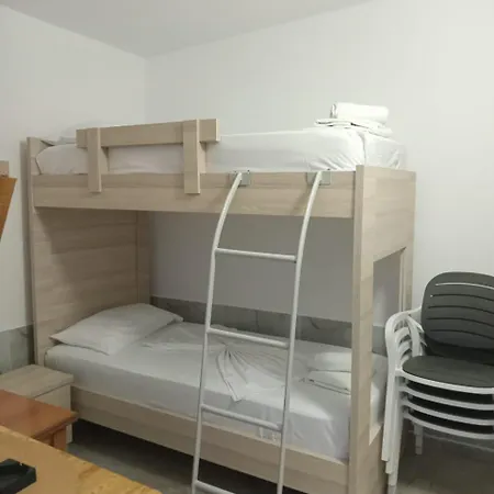 Guest house Tre Motrat