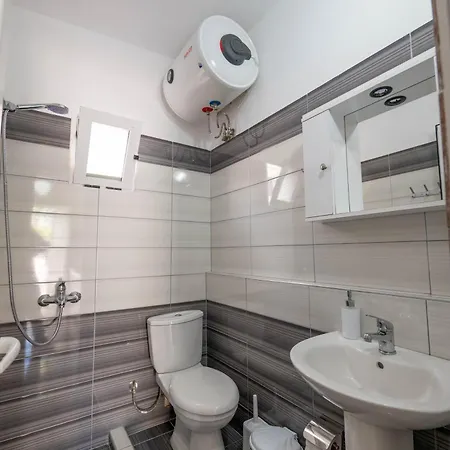 Pensionat Tre Motrat