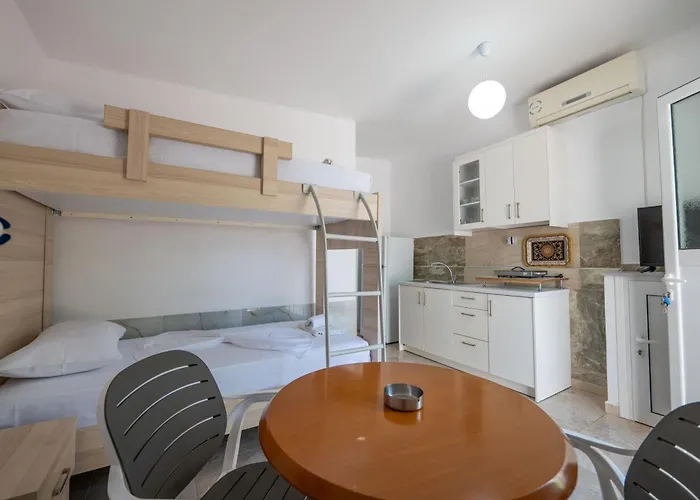 Tre Motrat Pensjonat