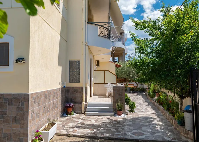 Tre Motrat Pensjonat *