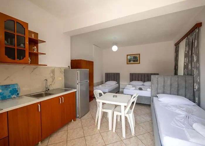 Tre Motrat Pensjonat