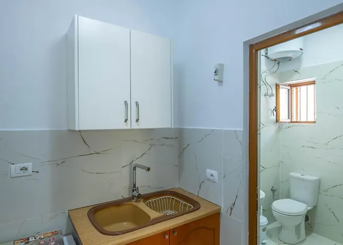 Pensjonat Tre Motrat *